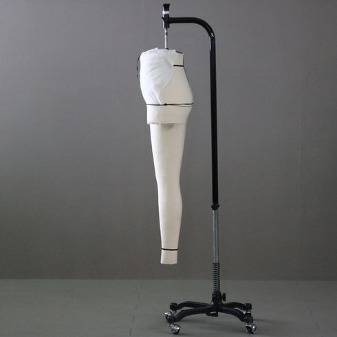 B158 吊り下げ式トルソ 女性 キャスター付き 什器 高さ156㎝ 幅41㎝ 奥行34㎝