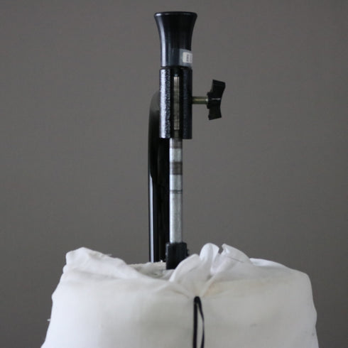 B158 吊り下げ式トルソ 女性 キャスター付き 什器 高さ156㎝ 幅41㎝ 奥行34㎝