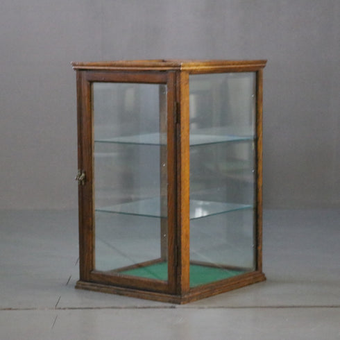 C160 アンティーク ガラスショーケース