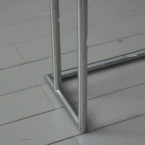 A167 スタンドラック 金属製 什器 高さ116㎝ 幅50㎝ 奥行30㎝