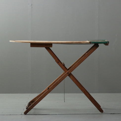 C169 アンティーク 展示台 アイロン台