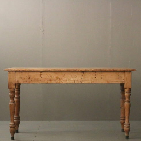 C174 ダイニングテーブル 引き出し付き 木製 イギリス輸入家具 高さ76㎝ 幅139㎝ 奥行66㎝