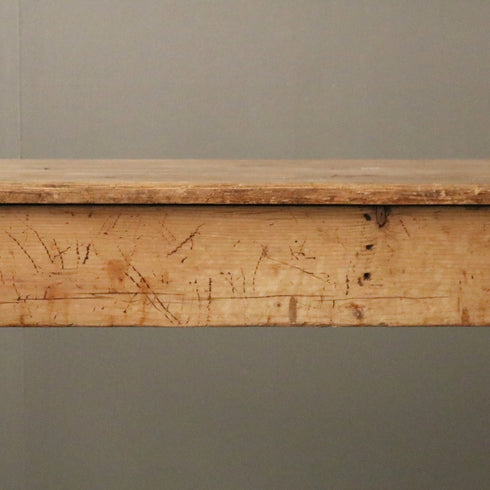 C174 ダイニングテーブル 引き出し付き 木製 イギリス輸入家具 高さ76㎝ 幅139㎝ 奥行66㎝