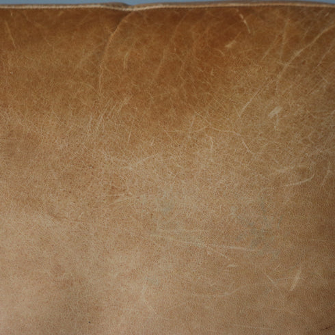 C175 オットマン ソファ レザー 高さ38㎝ 幅75㎝ 奥行64㎝