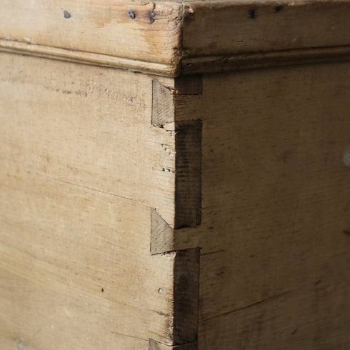 C179 ブランケットボックス 木製 イギリス輸入家具 キャスター付き 高さ53㎝ 幅98㎝ 奥行50㎝