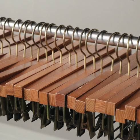 E195 ボトムハンガー 木製 100本 H19/W33/D3