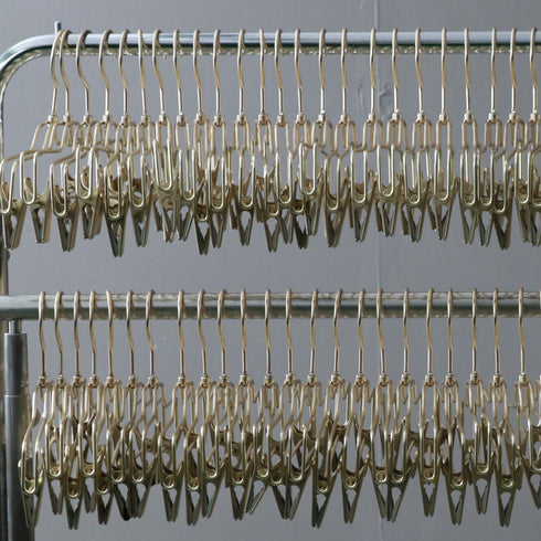 E210 ボトムハンガー 金属製 100本 H21/W30/D2.5