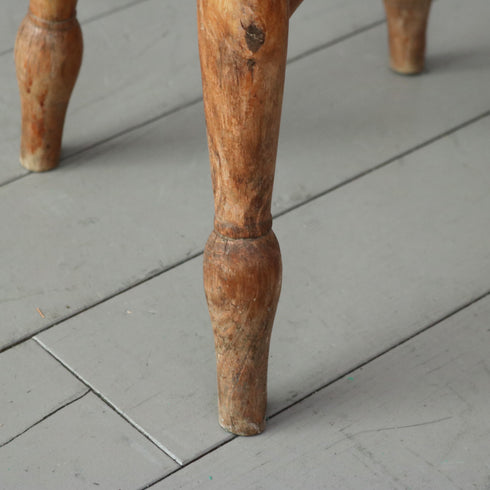 C225 スツール 木製 イギリス輸入家具高さ50㎝ 幅31㎝ 奥行31㎝