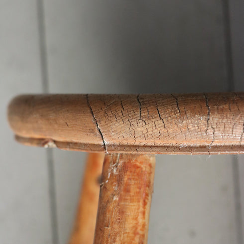 C225 スツール 木製 イギリス輸入家具高さ50㎝ 幅31㎝ 奥行31㎝