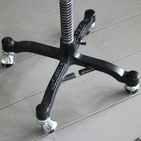 B231 トルソ 女性 キャスター付き 什器 高さ165㎝ 幅40㎝ 奥行31㎝