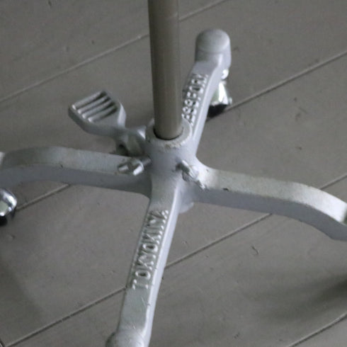 B232 トルソ キャスター付き 什器 高さ136㎝ 幅42㎝ 奥行31㎝