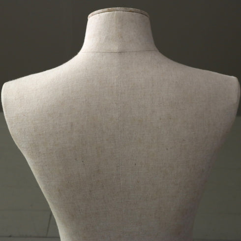 B234 トルソ 什器 高さ79㎝ 幅42㎝ 奥行42㎝