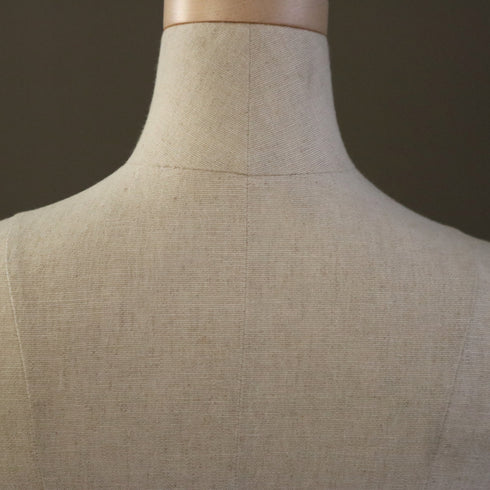 B238 トルソ 女性 什器 高さ80㎝ 幅39㎝ 奥行25㎝