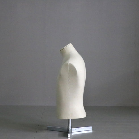 B240 トルソ 什器 高さ60㎝ 幅41㎝ 奥行35㎝