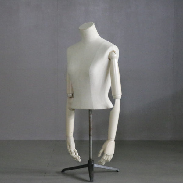 B242 トルソ 女性 什器 高さ77㎝ 幅38㎝ 奥行35㎝