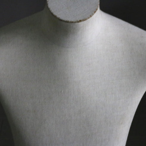 B243 トルソ 什器 高さ64㎝ 幅41㎝ 奥行35㎝