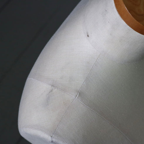 B244 トルソ 女性 什器 高さ72㎝ 幅40㎝ 奥行40㎝