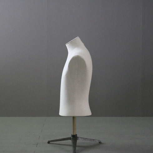 B245 トルソ 什器 高さ65㎝ 幅40㎝ 奥行40㎝