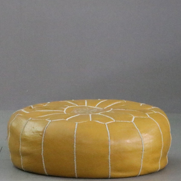 C249 オットマン レザー 高さ20㎝ 幅55㎝ 奥行53㎝