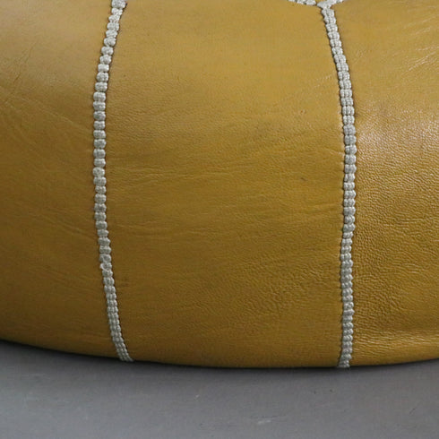 C249 オットマン レザー 高さ20㎝ 幅55㎝ 奥行53㎝