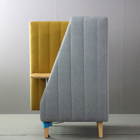 C251 コクヨ インターバルソファ 2.5サイドタイプ 木製 ファブリック 高さ125㎝ 幅98㎝ 奥行90㎝