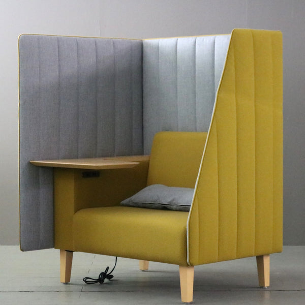 C252 コクヨ インターバルソファ 2.5サイドタイプ 木製 ファブリック 高さ125㎝ 幅98㎝ 奥行90㎝