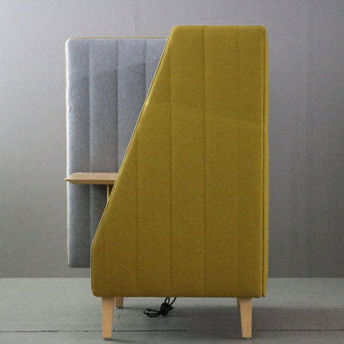 C252 コクヨ インターバルソファ 2.5サイドタイプ 木製 ファブリック 高さ125㎝ 幅98㎝ 奥行90㎝