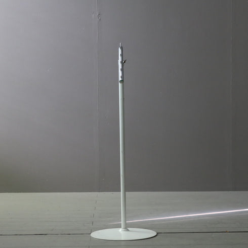 A253 スタンドディスプレイラック 伸縮 金属製 什器 高さ101㎝ 幅42㎝ 奥行35㎝