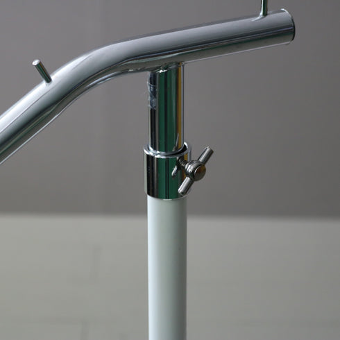 A253 スタンドディスプレイラック 伸縮 金属製 什器 高さ101㎝ 幅42㎝ 奥行35㎝