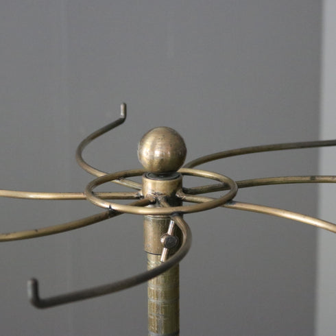 A257 ラウンドハンガーラック 金属製 什器 高さ165㎝幅49㎝奥行49㎝