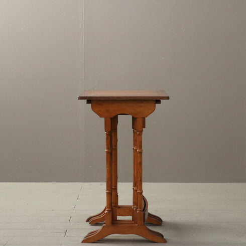 C288 ネストテーブル 木製 イギリス輸入家具 高さ56㎝ 幅49㎝ 奥行34㎝