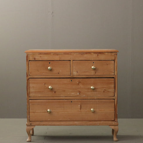 C290 チェスト 木製 イギリス輸入家具 高さ83㎝ 幅85㎝ 奥行43㎝