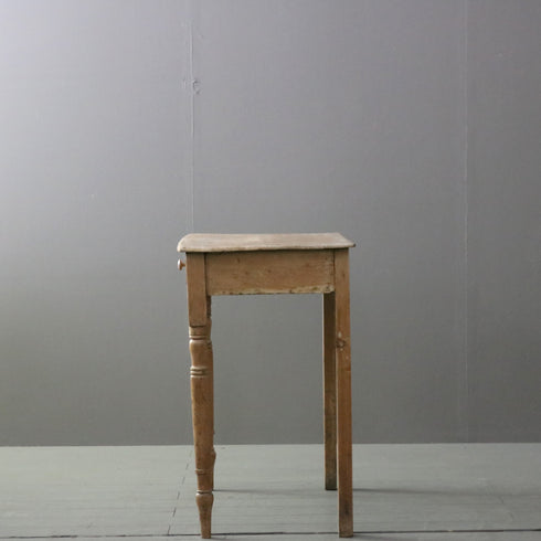 C292 アンティークデスク 木製 イギリス輸入家具 高さ74㎝ 幅89㎝ 奥行45㎝