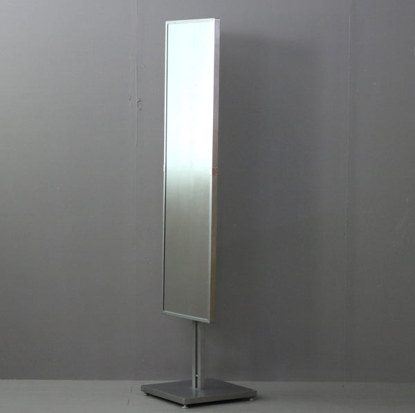 D312 スタンドミラー 片面 金属製 什器 高さ156㎝ 幅35㎝ 奥行35㎝