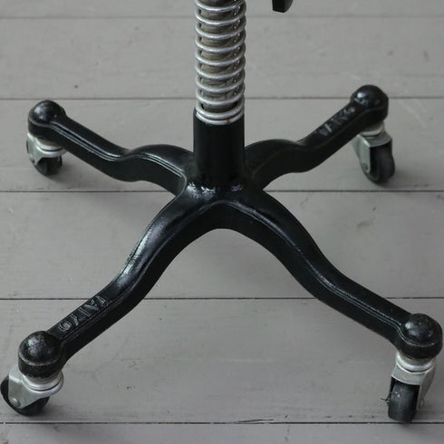 B314 トルソ 女性 什器 高さ144㎝ 幅37㎝ 奥行32㎝