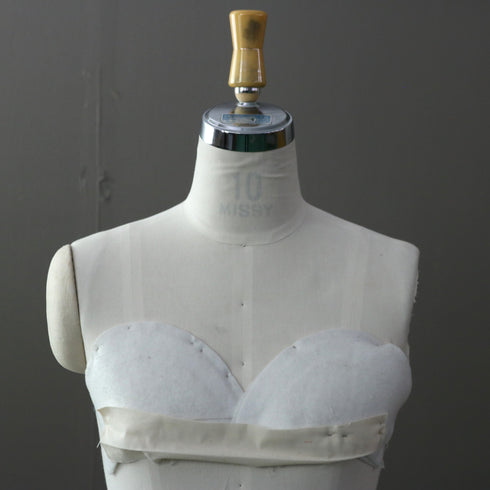 B314 トルソ 女性 什器 高さ144㎝ 幅37㎝ 奥行32㎝