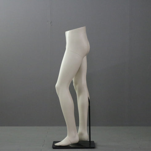 B316 脚マネキン 男性 什器 高さ113㎝ 幅36㎝ 奥行42㎝