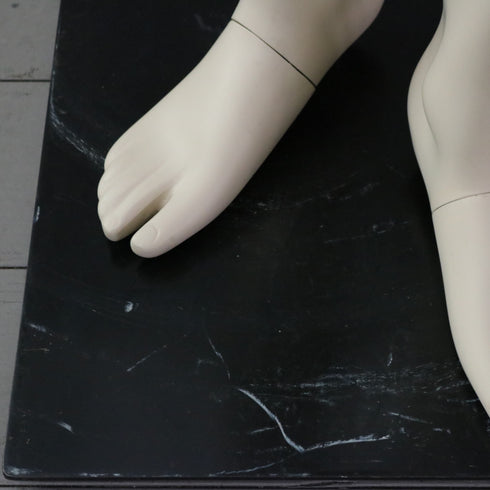 B316 脚マネキン 男性 什器 高さ113㎝ 幅36㎝ 奥行42㎝