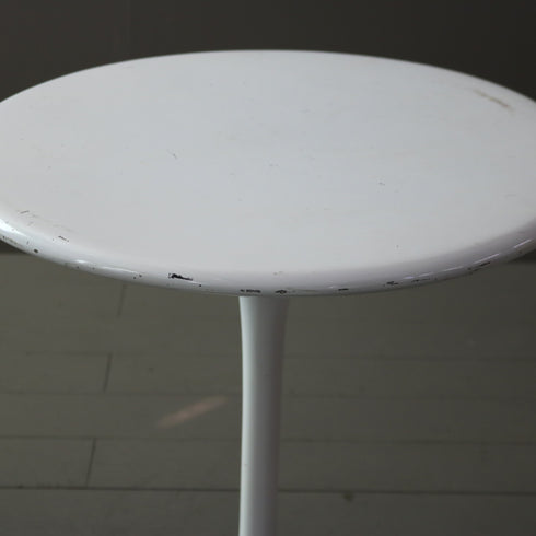 C324 ラウンドテーブル 白 什器 高さ71㎝ 直径61㎝
