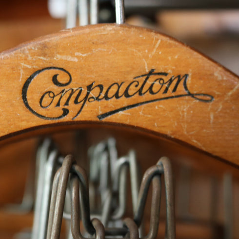 C337 「COMPACTOM」ワードローブ 輸入家具 高さ176㎝ 幅122㎝ 奥行き37㎝