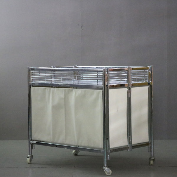 C357 中折れ式ワゴンキャスター付き 高さ83㎝ 幅90㎝ 奥行き60㎝