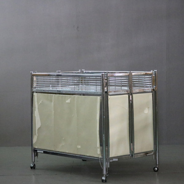 C358 中折れ式ワゴン キャスター付き 高さ81㎝ 幅90㎝ 奥行き60㎝