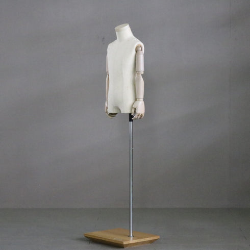 B122 トルソ 子ども 什器 高さ125㎝ 幅36㎝ 奥行27㎝