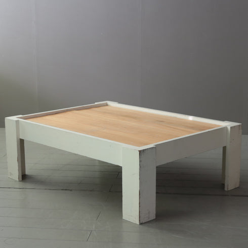 C354 ローテーブル 白 展示台 木製 什器 高さ40㎝ 幅120㎝ 奥行90㎝