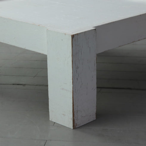 C352 ローテーブル 白 展示台 木製 什器 高さ40㎝ 幅90㎝ 奥行90㎝