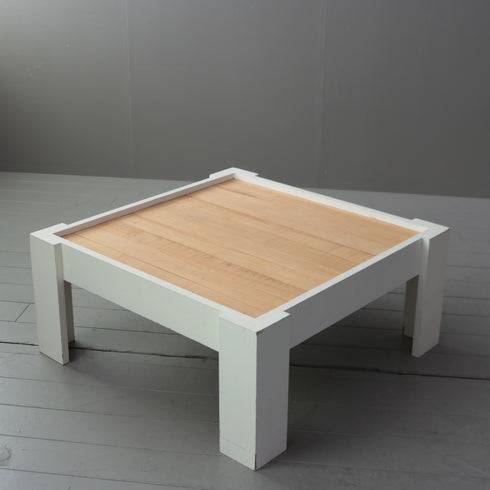 C351 ローテーブル 白 展示台 木製 什器 高さ40㎝ 幅90㎝ 奥行90㎝