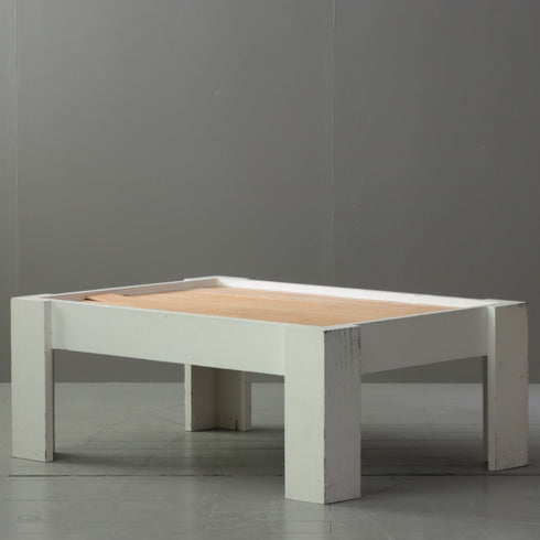 C353 ローテーブル 白 展示台 木製 什器 高さ40㎝ 幅120㎝ 奥行90㎝