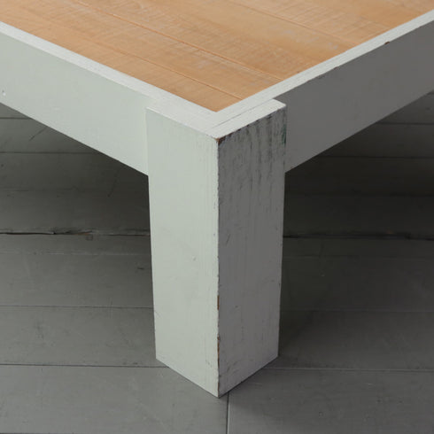 C353 ローテーブル 白 展示台 木製 什器 高さ40㎝ 幅120㎝ 奥行90㎝