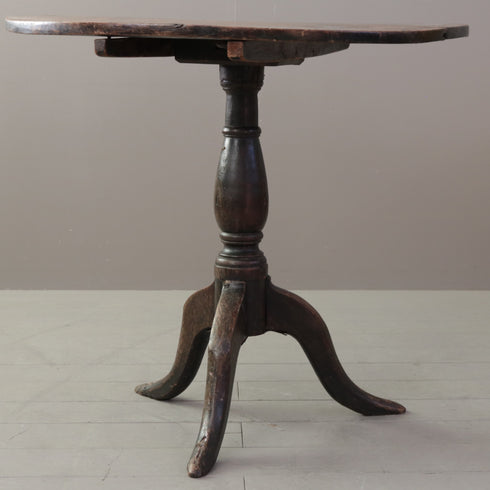 C398 丸テーブル 木製イギリス輸入家具 高さ71㎝ 幅76㎝ 奥行74㎝