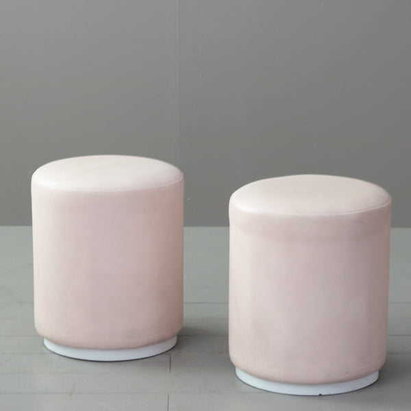 C404 ピンクスツール 2個SET 合皮 什器 高さ42㎝ 幅36㎝ 奥行36㎝